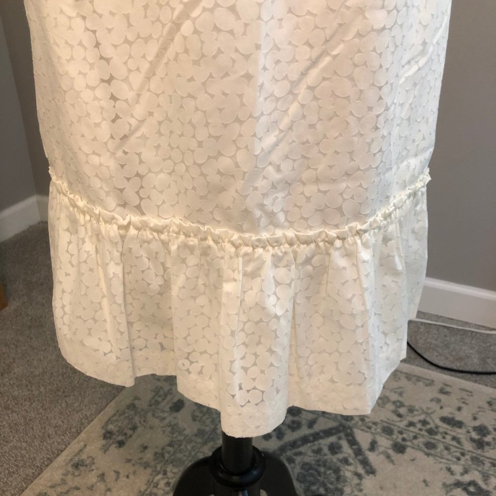 GAP Ivory Patterned Ruffle Hem Shift Dress - Picture 6 of 8